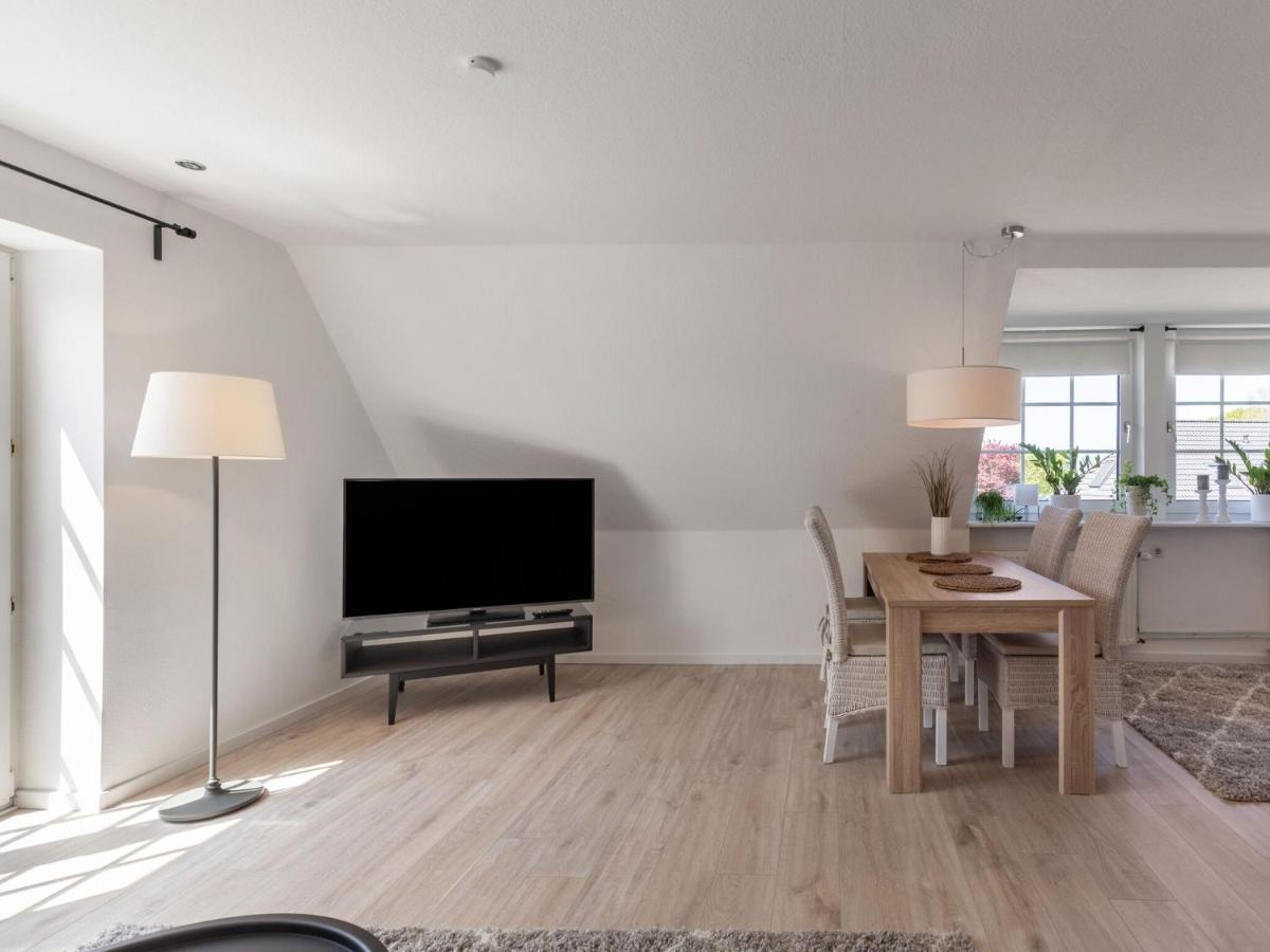 Scenic Apartment In Oldenburg Near Sea And Forest Max 3 Adults Dannau Экстерьер фото